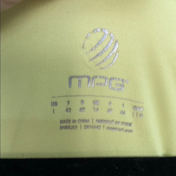 MPG exercise top women’s thumb holes turquoise green - Picture 2 of 5